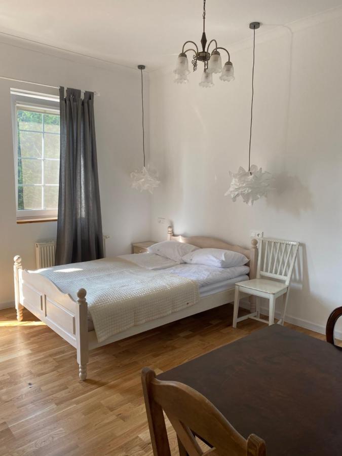 Gosciniec Strzecha Hotel Katy Rybackie Bagian luar foto