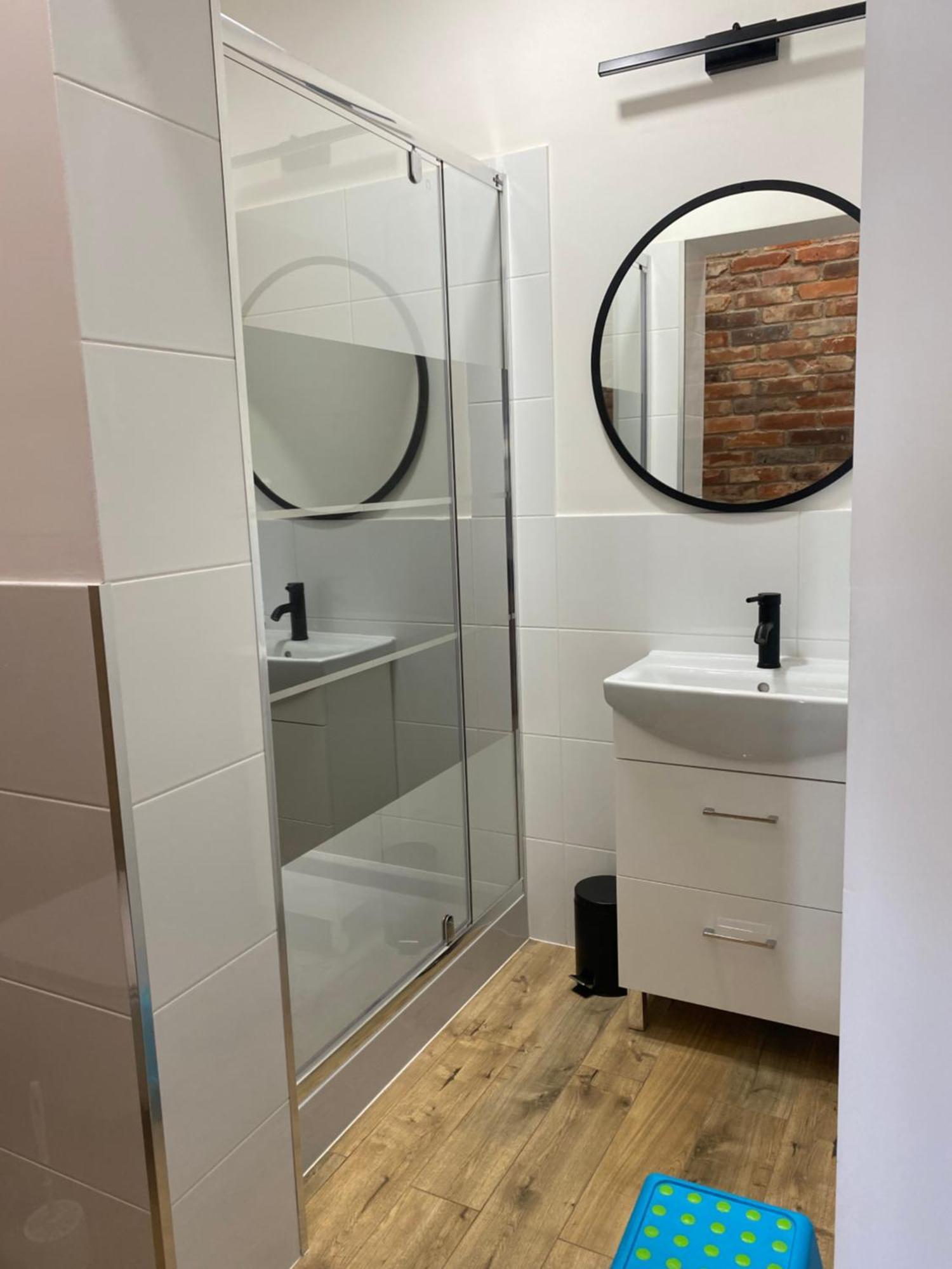 Gosciniec Strzecha Hotel Katy Rybackie Bagian luar foto