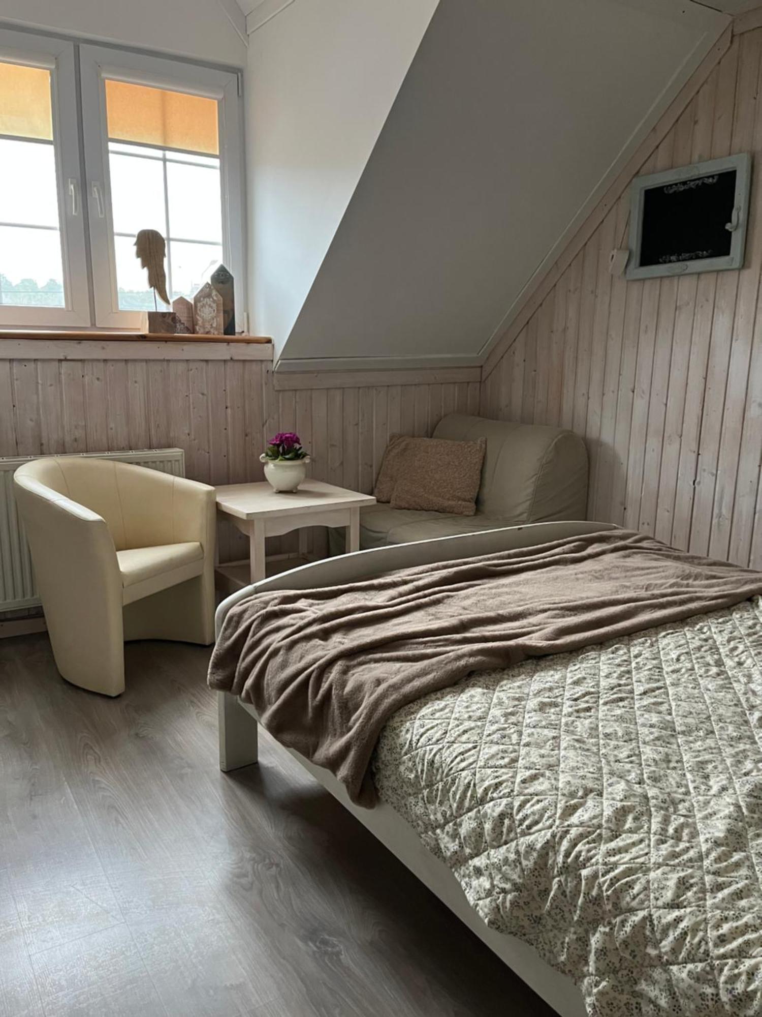 Gosciniec Strzecha Hotel Katy Rybackie Bagian luar foto